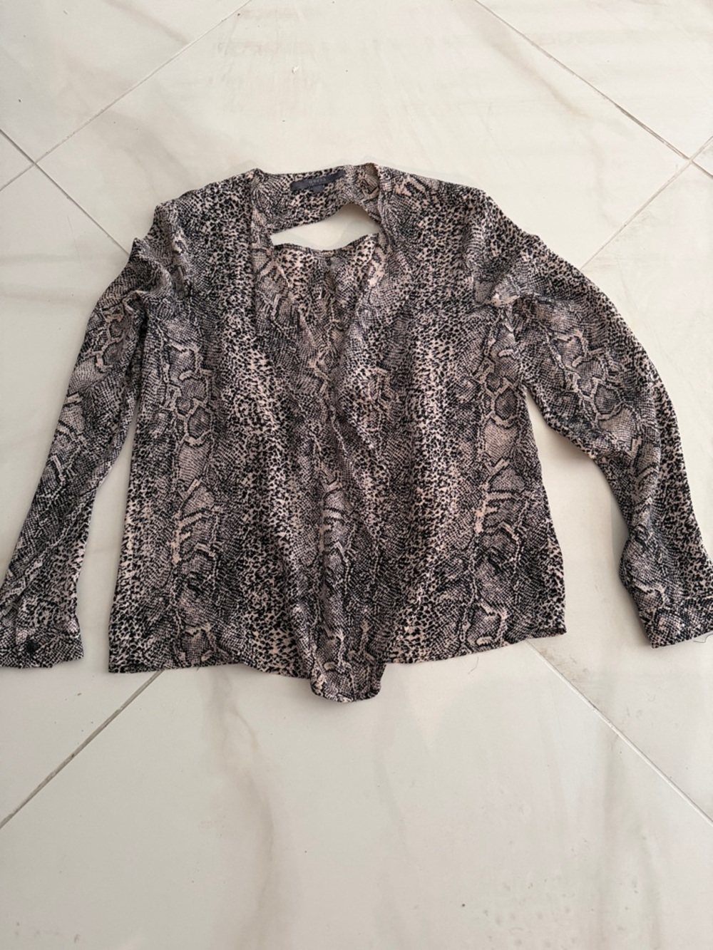 GUESS  Snake-Print Long Sleeve Top